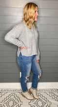 Load image into Gallery viewer, Cable Knit Grey Sweater