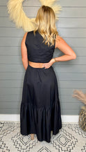 Load image into Gallery viewer, Fun And Free Black Midi Dress