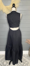 Load image into Gallery viewer, Fun And Free Black Midi Dress