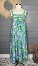 Load image into Gallery viewer, Bright And Bold Maxi Dress