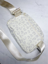 Load image into Gallery viewer, Leopard Belt Bag