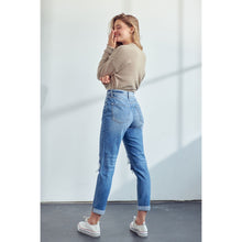 Load image into Gallery viewer, Kancan Distressed Mom Jeans