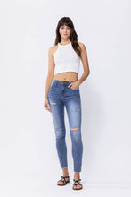 Load image into Gallery viewer, Distressed Mid Rise Skinny Jeans
