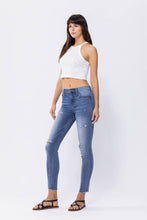 Load image into Gallery viewer, Distressed Mid Rise Skinny Jeans