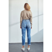 Load image into Gallery viewer, Kancan Distressed Mom Jeans