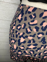 Load image into Gallery viewer, Wild Night In Leopard Bike Shorts