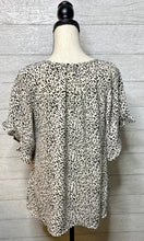 Load image into Gallery viewer, It's A Wild Life Flutter Sleeve Top
