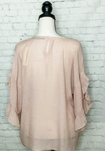 Load image into Gallery viewer, Brunch Betty Flutter Sleeve Top