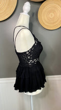 Load image into Gallery viewer, Ruffles and Lace Top