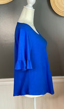 Load image into Gallery viewer, Day Dreaming Flutter Sleeve Top