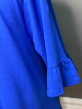 Load image into Gallery viewer, Day Dreaming Flutter Sleeve Top