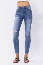 Load image into Gallery viewer, Distressed Mid Rise Skinny Jeans