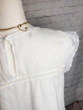 Load image into Gallery viewer, Pretty In White Eyelet Top