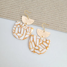 Load image into Gallery viewer, Penelope Statement Earrings