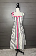 Load image into Gallery viewer, The Hampton Midi Dres
