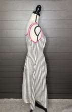 Load image into Gallery viewer, The Hampton Midi Dres
