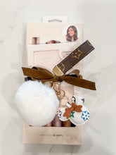 Load image into Gallery viewer, Kitsch Gift Set
