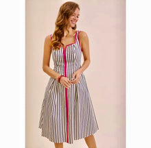 Load image into Gallery viewer, The Hampton Midi Dres
