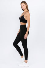 Load image into Gallery viewer, Black Workout Queen Leggings
