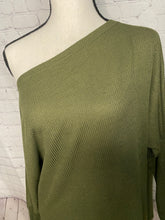 Load image into Gallery viewer, Fall Feelings Waffle Knit Top
