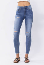 Load image into Gallery viewer, Distressed Mid Rise Skinny Jeans
